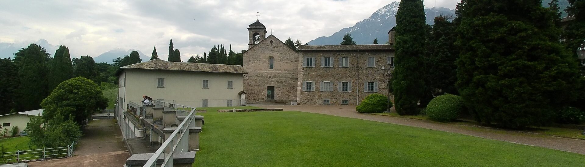 Abbazia Cistercense di Piona